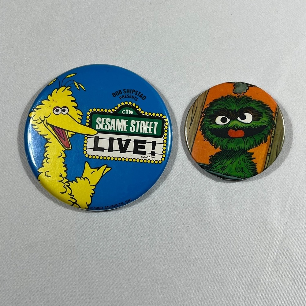 Vintage Sesame Street Pinback Button Lot 1980 Big Bird Live Oscar the Grouch